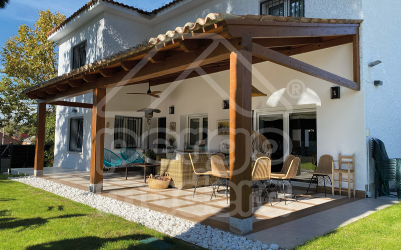 Pergola de madera rústica, Porche de madera de carpinteria …